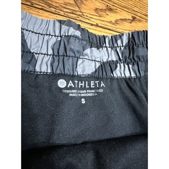 Athleta Shorts womens S Black Camo Racer Run Shortie Running Shorts Workout M1 - Picture 2 of 7